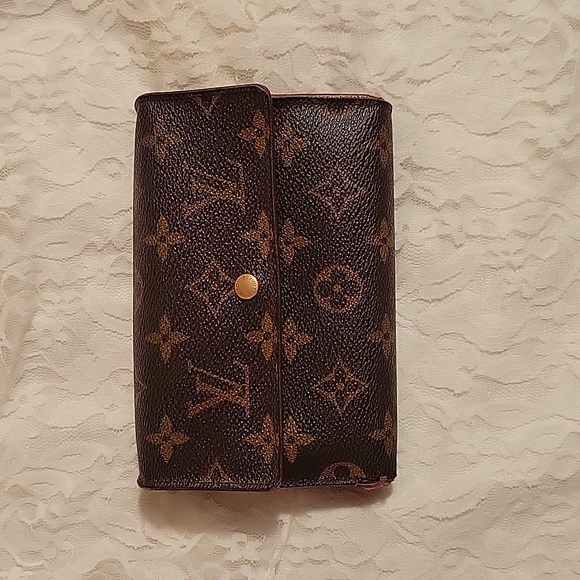 Louis Vuitton wallet - Picture 3 of 16